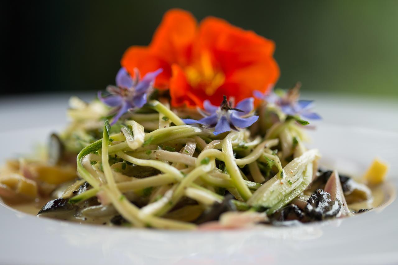Church Hill Boutique Lodge & Restaurant Half-moon Bay Экстерьер фото