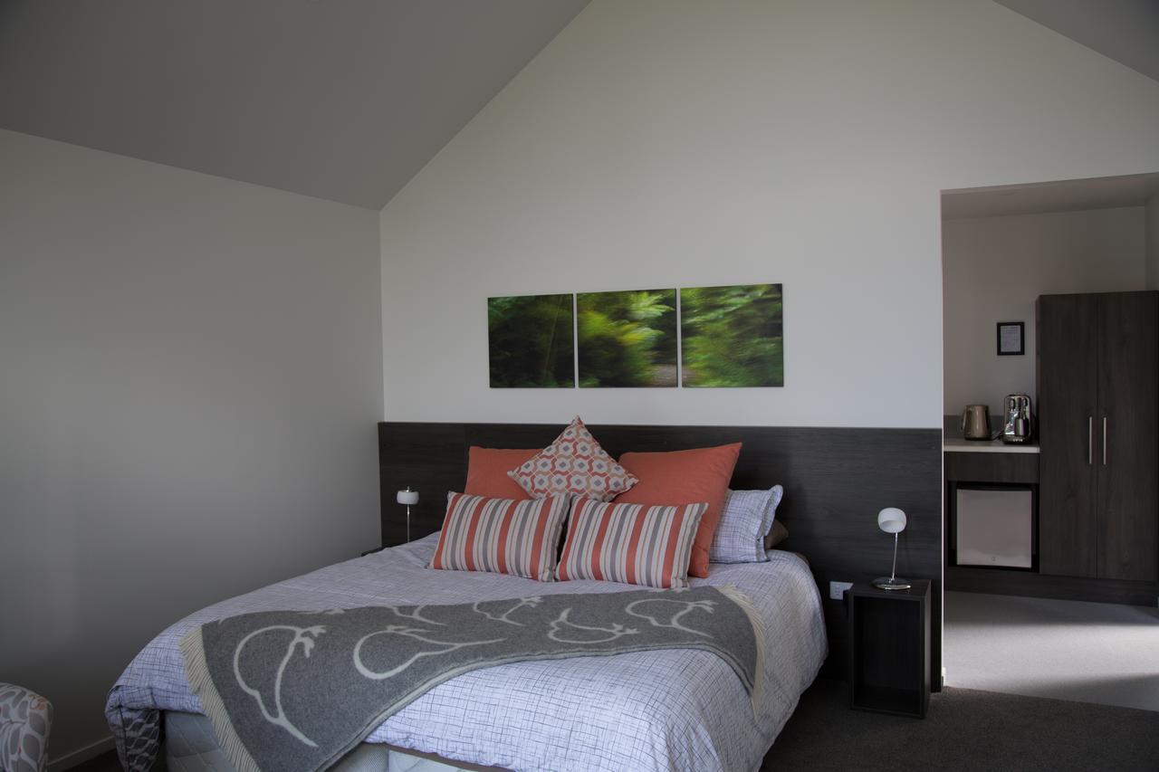Church Hill Boutique Lodge & Restaurant Half-moon Bay Экстерьер фото